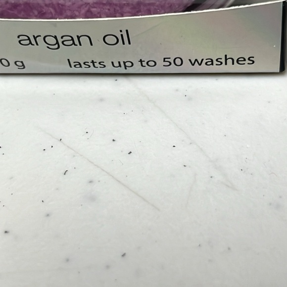 Body & Earth Shampoo Bar - Picture 6 of 10